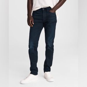 Rag and Bone slim Fit 2 - Huston 33 Waist
Slim Fit Dark Indigo Cashmere Jean